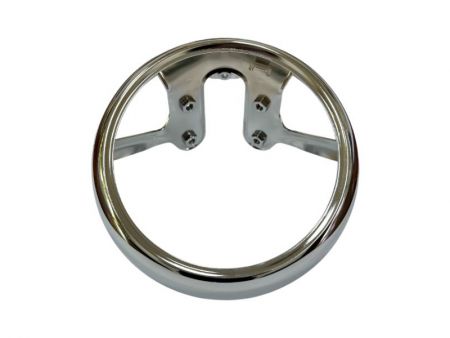 إطار مصباح أمامي للدراجة النارية من الصلب مع دعائم ملحومة بنقاط وتشطيب كروم. - حافة مصباح أمامي عالية الجودة للدراجات النارية مع طلاء كروم مصقول.